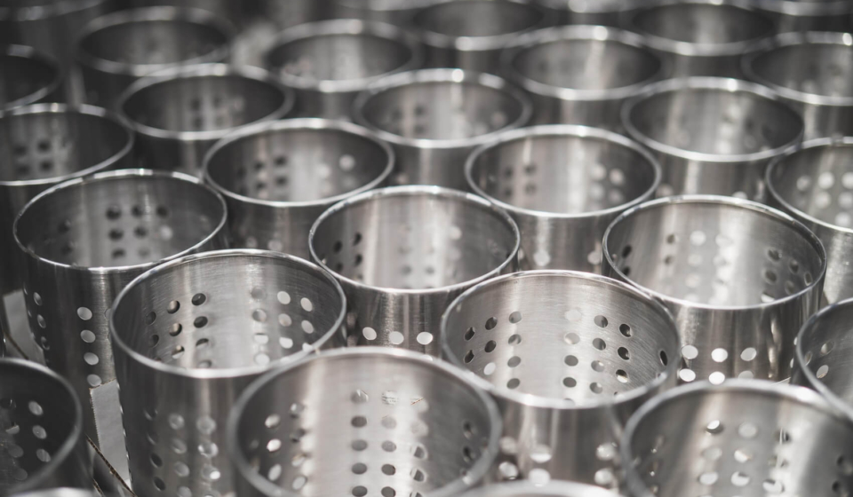 Perforowane cylindry ze stali nierdzewnej